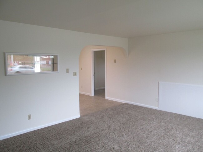 Photo - 2 Bedroom house in Burlington