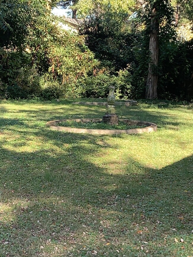 Photo - Charming 3-Bedroom Home with 2 Full Bathro...