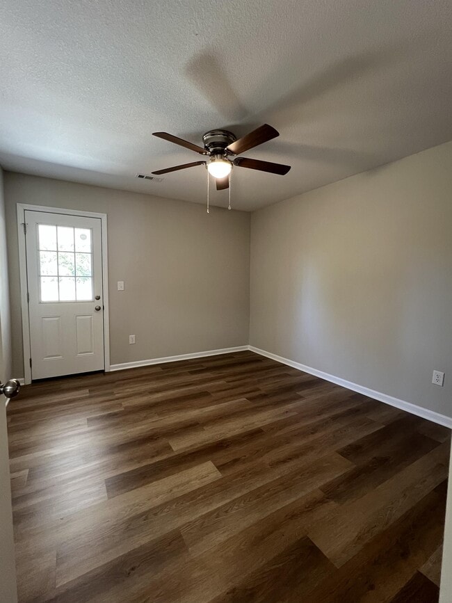 Photo - 132 SW 145th Rd