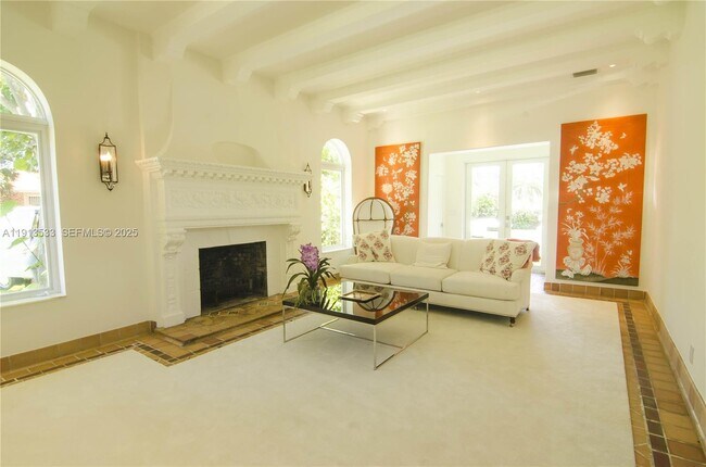 Photo - 5800 La Gorce Dr