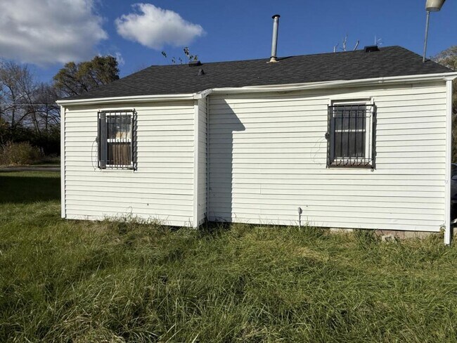 Photo - 1144 E Harvard Ave