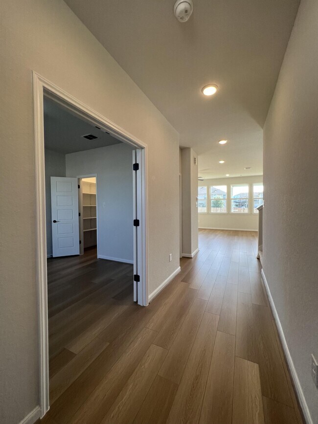 Photo - 16630 Daylight Ln