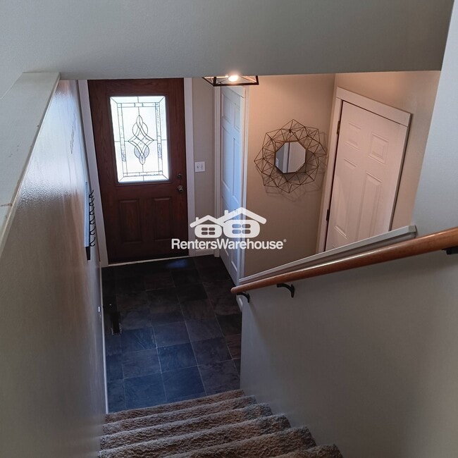 Photo - 907 3rd Ave NE