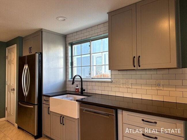 Photo - 8070 Decatur St