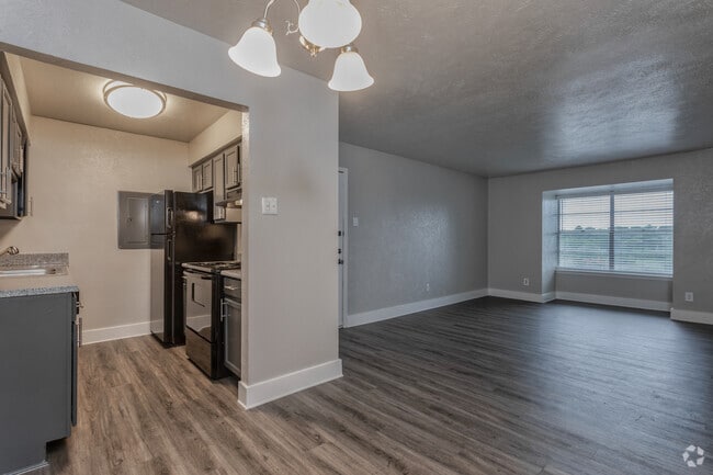 Oakmont Apartment Home