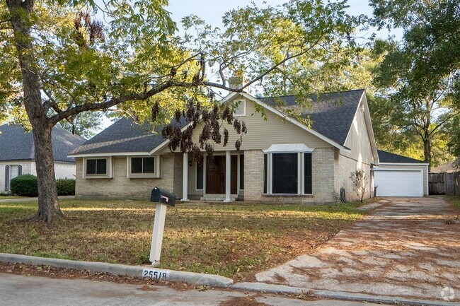 Building Photo - 25518 Lynbriar Ln Rental