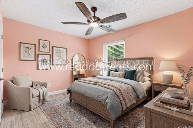 597 Woodfield Cir