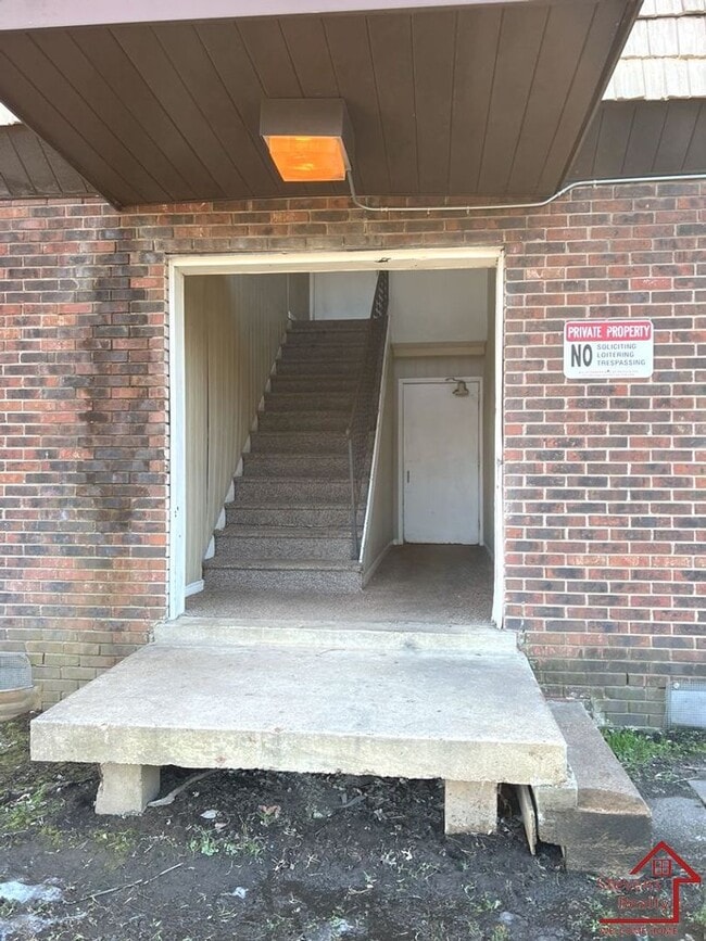 Photo - 441 Harding Pl