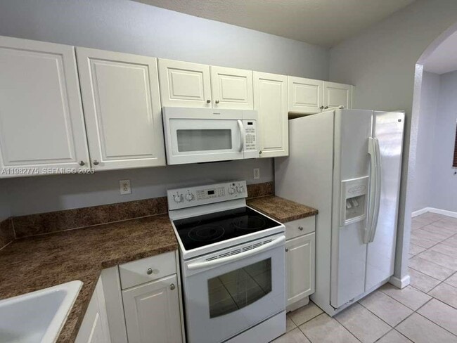 Photo - 1690 NE 33rd Ave