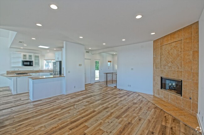 Building Photo - MODERN, SPACIOUS & BRIGHT, 3BR2.5BA DETACH... Rental