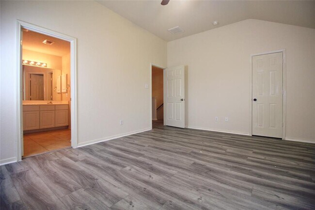 Photo - 3019 Madison Elm St