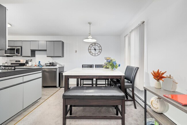 Photo - 5 Riverview Ct