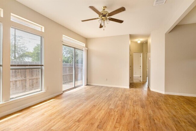 Photo - 508 Gregory Ct