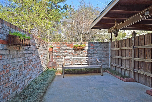 Photo - 37 Brighton Cir