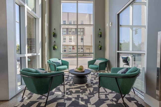 Photo - Arapahoe Square