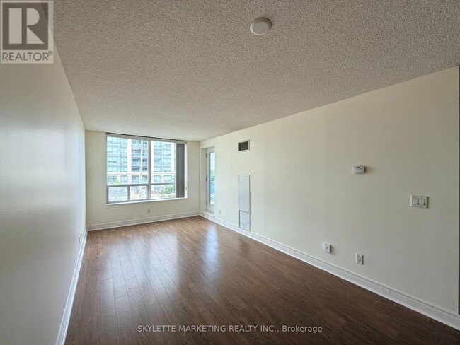 Photo - 62 Suncrest Blvd Unité 310
