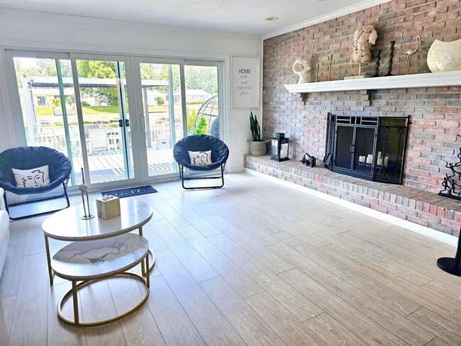 Photo - 10861 Clara Ln