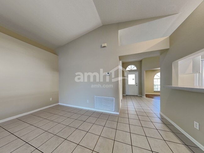 24446 Landing Dr