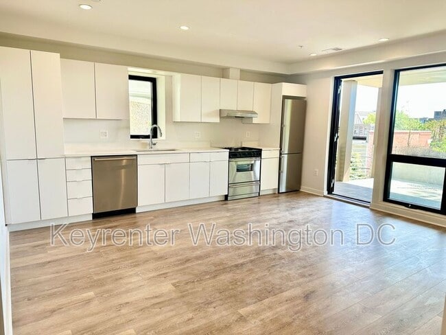 Photo - 1460 Belmont St NW Unit B04