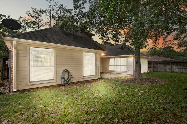 38 Devonshire Dr
