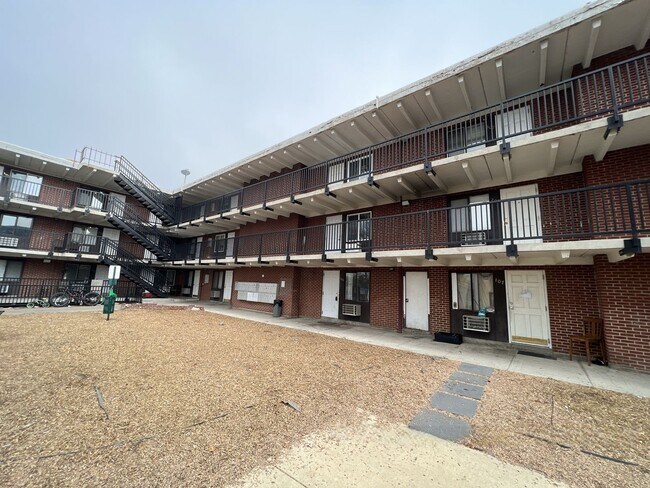 Photo - 2 Bedroom 1 Bathroom Apartment in Aurora Unit 307