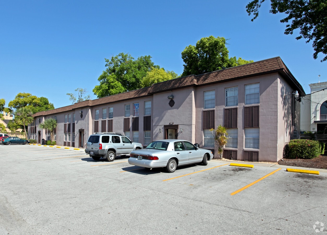 Bay Run Apartments - Bay Run Apartments