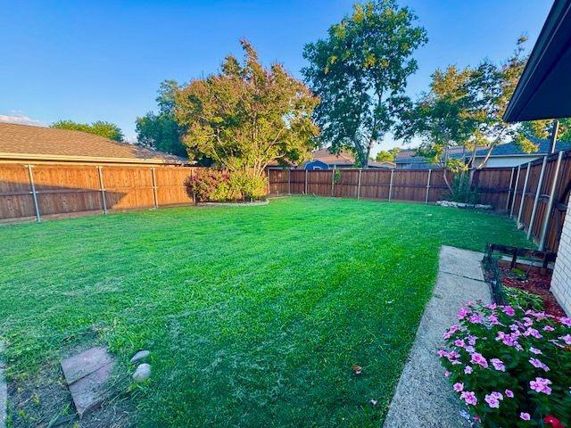Photo - 1638 Juniper Ln