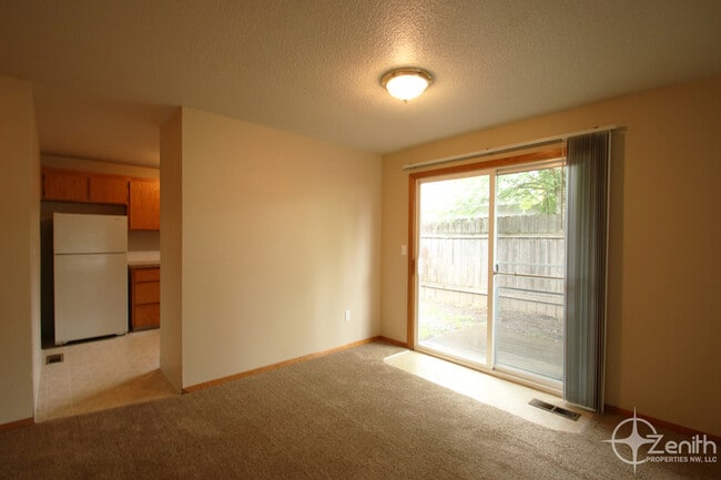 Photo - 4706 NE 132nd Pl