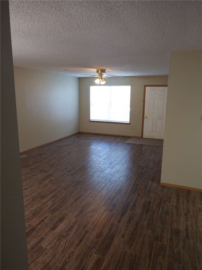 Photo - 1510 N Bernice Dr