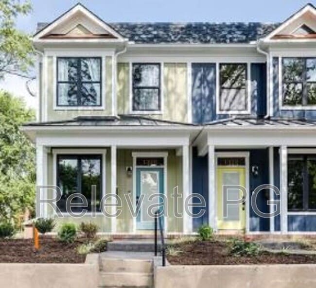 Building Photo - 1320 N 32nd St