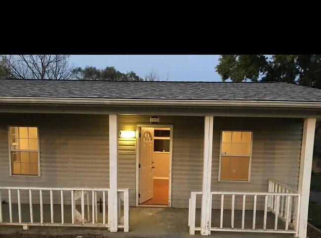 Photo - 2600 Knott Rd