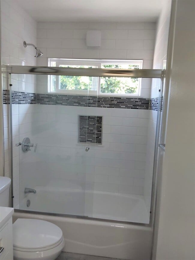 Photo - 3434 W 170th St Unidad 04