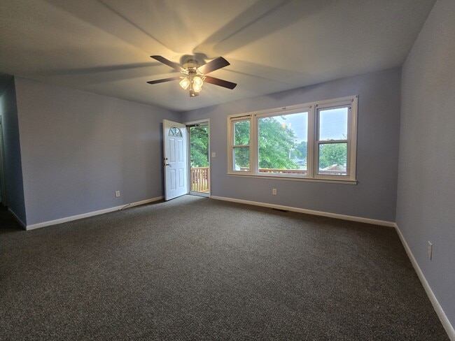 Photo - 1645 White Dr