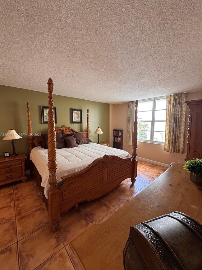 Photo - 3725 S Ocean Dr Unit 421