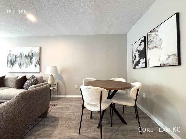 2900 W 53rd St Unit 101