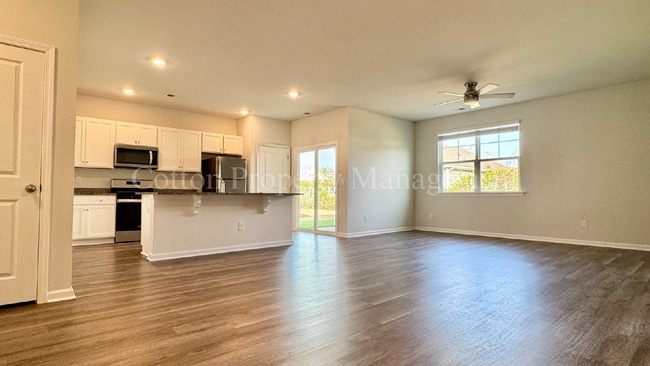 2516 Centerway Ln