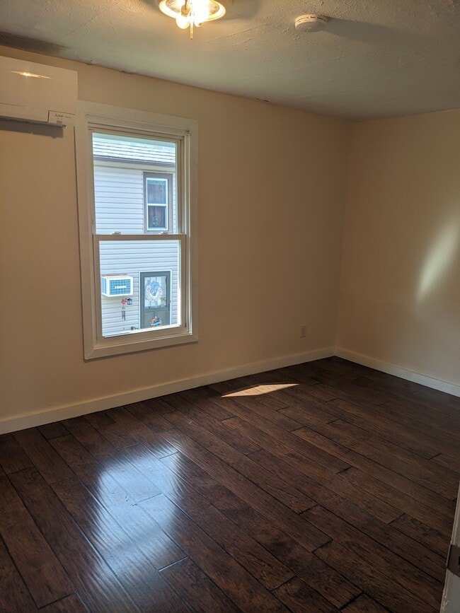 Photo - 17 Maple St Unit 2