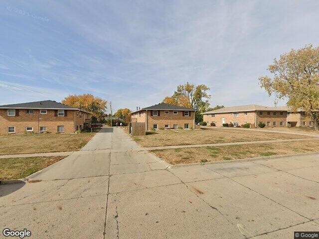 114 NW College Ave