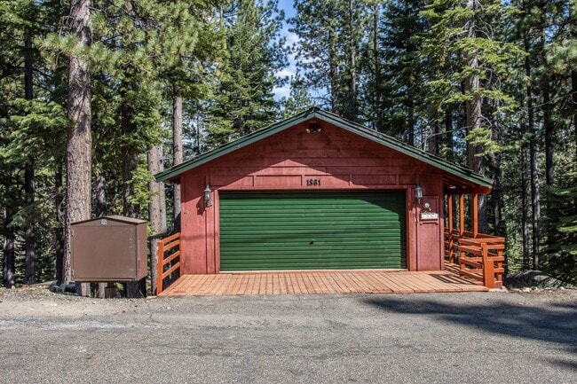 Photo - Lovely, quiet neighborhood off North Upper Truckee in S. Lake Tahoe