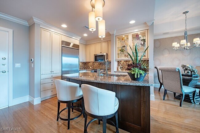 Photo - 9115 Strada Pl Unit 5308