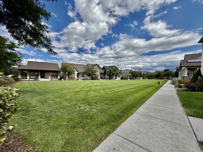 10753 Topview Rd