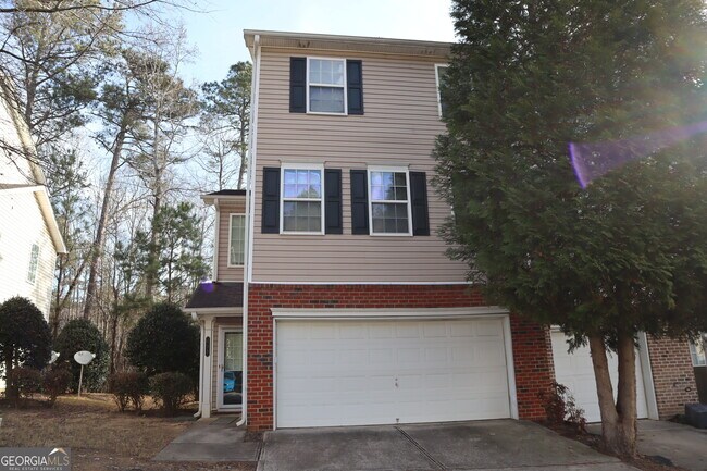 Building Photo - 658 Providence Pl SW