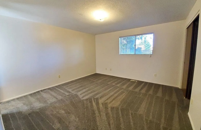 Photo - 8585 W Goddard Rd