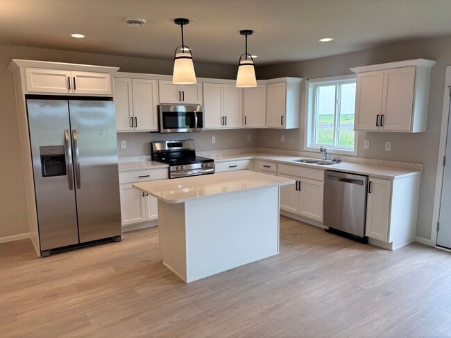 For Rent: Sleek New Construction | 3 Bed, ... - For Rent: Sleek New Construction | 3 Bed, ... Casa