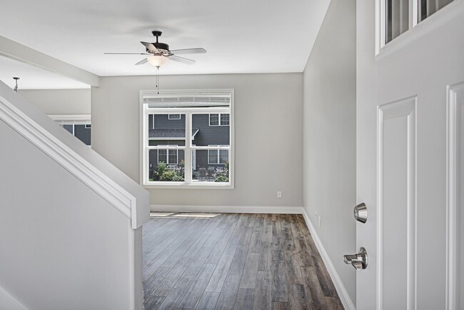 Photo - 1212 Heather Dr