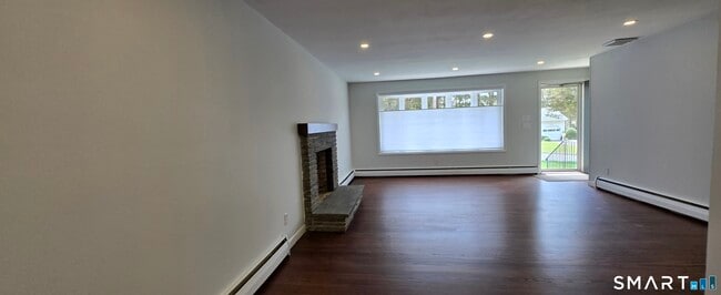 Photo - 63 Plumtree Ln
