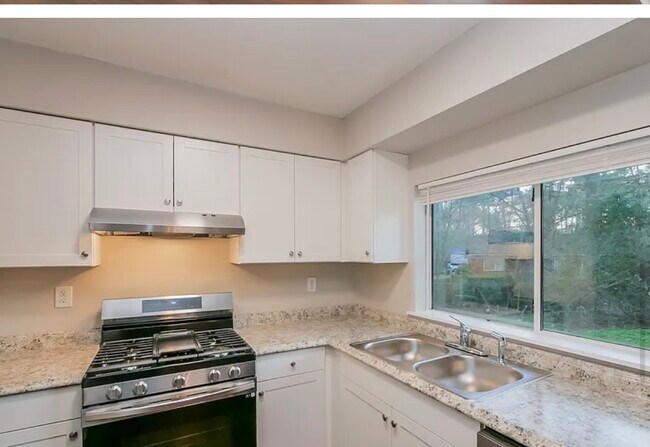 Photo - 9051 Homewood Dr