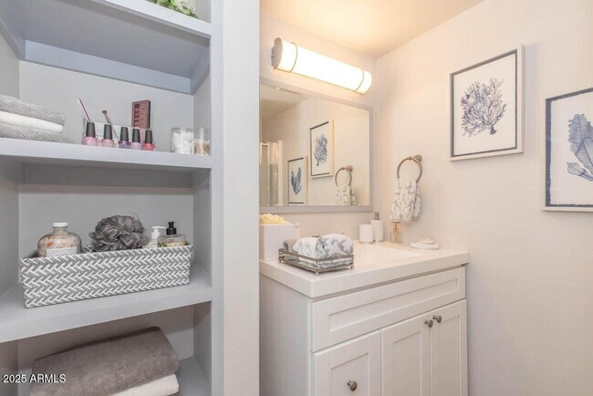 Photo - 2936 E Indian School Rd Unit ST