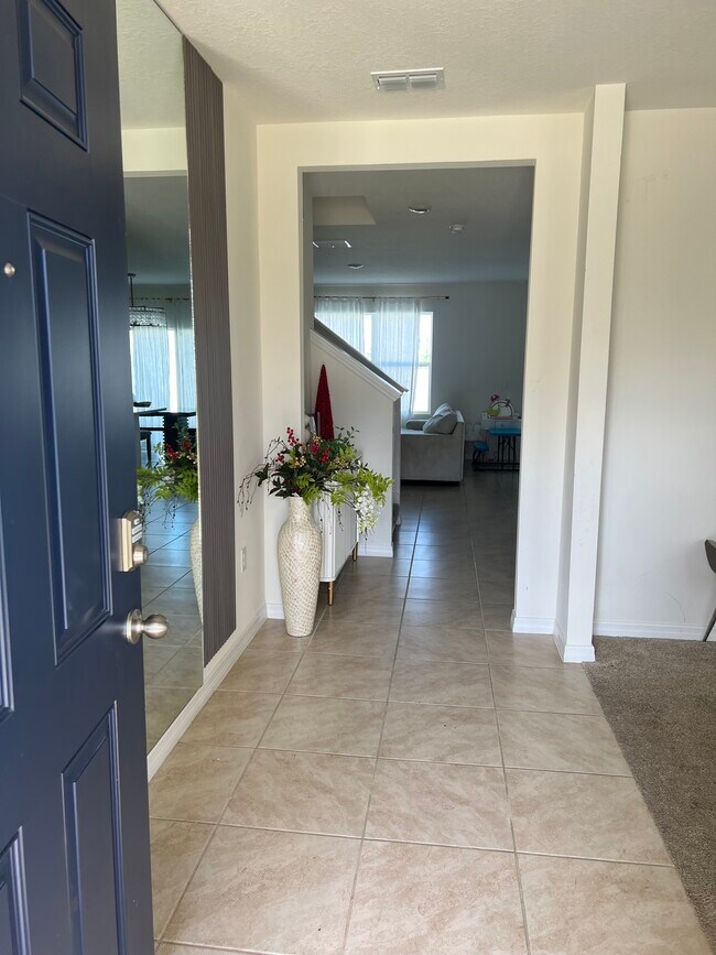 Photo - 2520 Tulip Dr