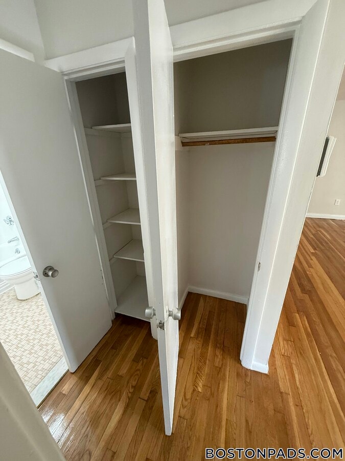 Photo - 572 Cummins Hwy Unit 12